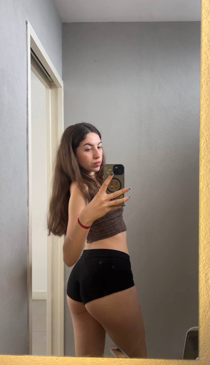 Amber in her underwear in Cape Town